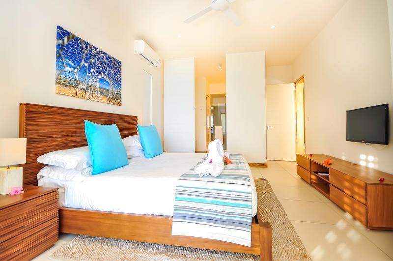 Cap Ouest Beachfront Residences Flic en Flac Ngoại thất bức ảnh